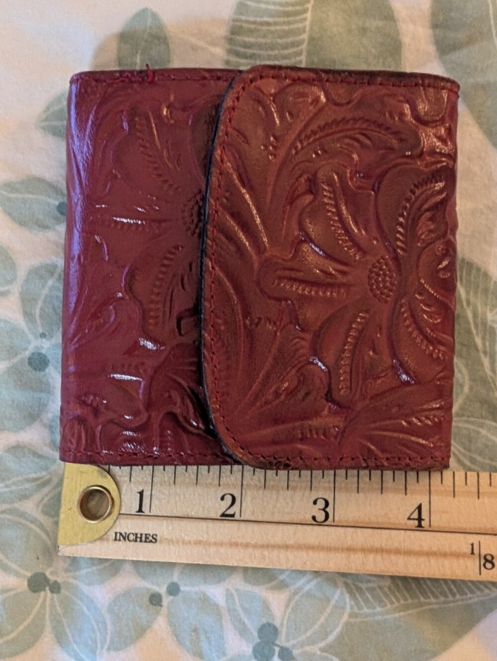 Patricia Nash Astra Bifold Wallet In Burnished Tooled Berry Red Italian Leather - Picture 4 of 12